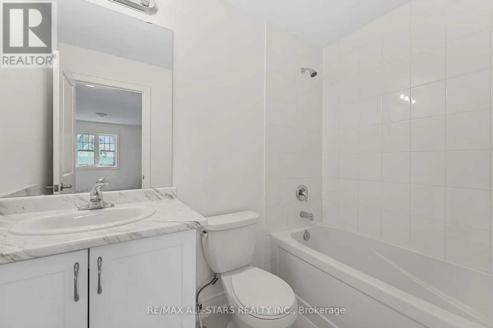 4 PALMIRA DRIVE