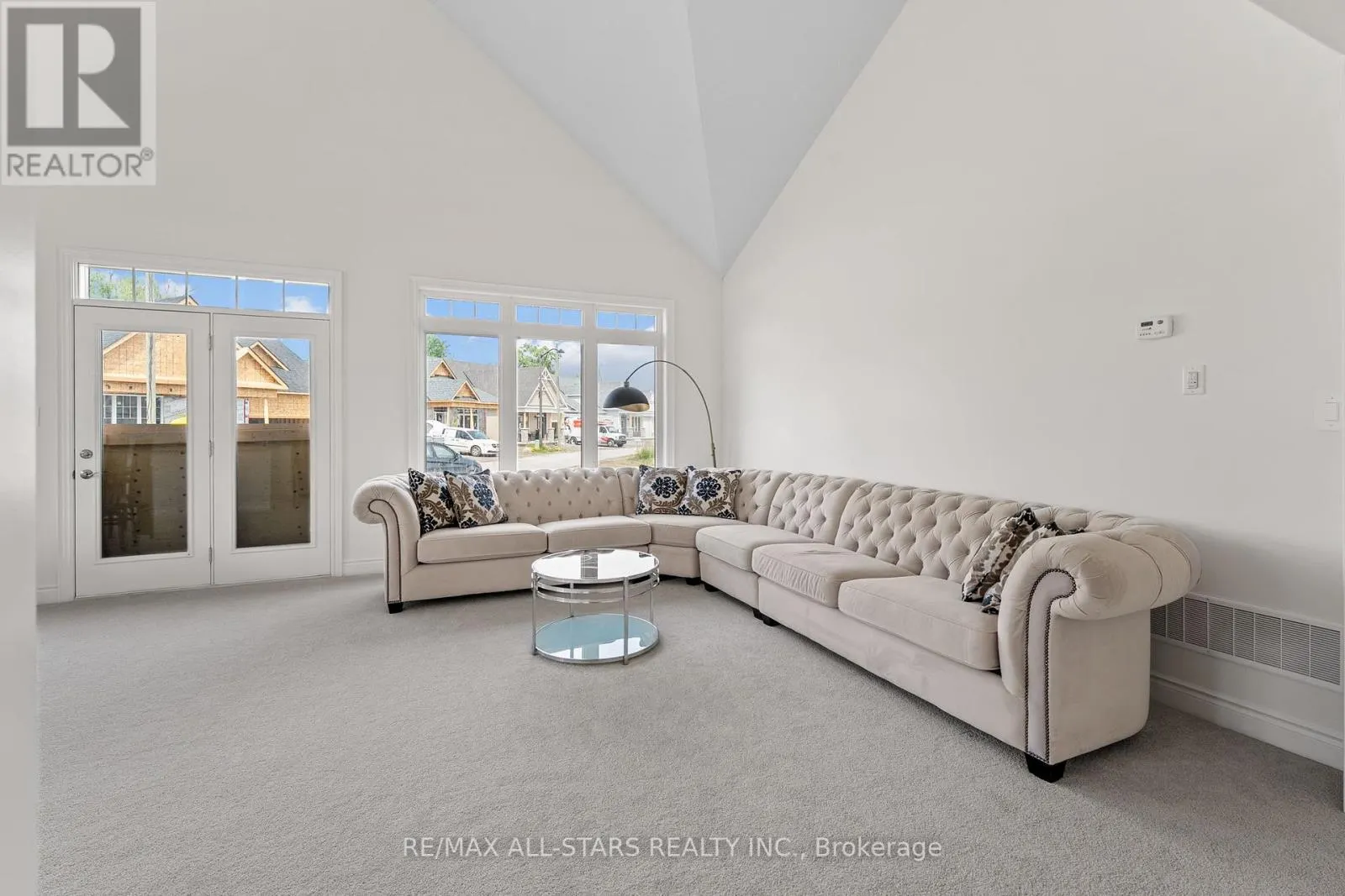 4 PALMIRA DRIVE