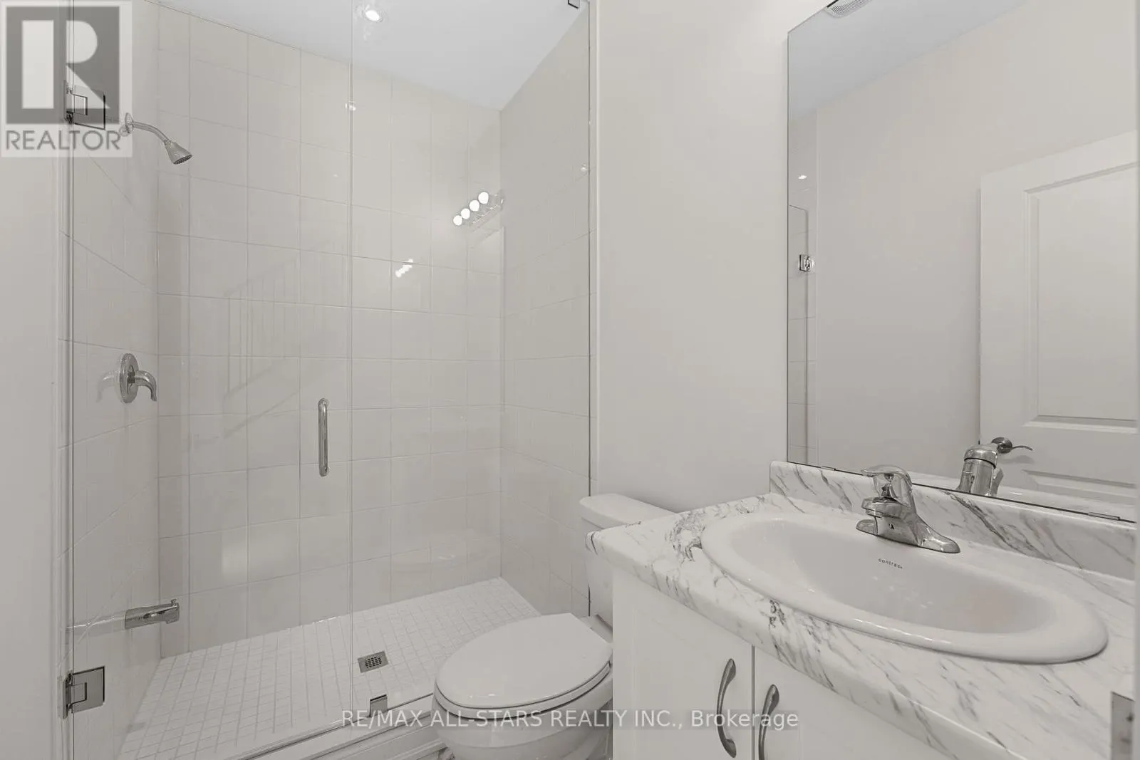 4 PALMIRA DRIVE