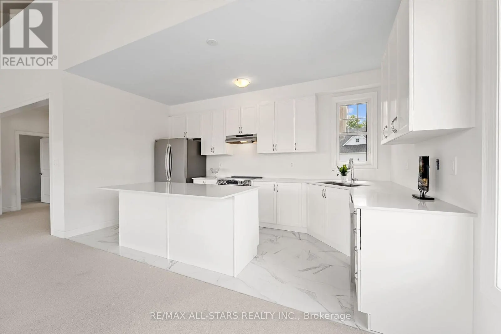 4 PALMIRA DRIVE