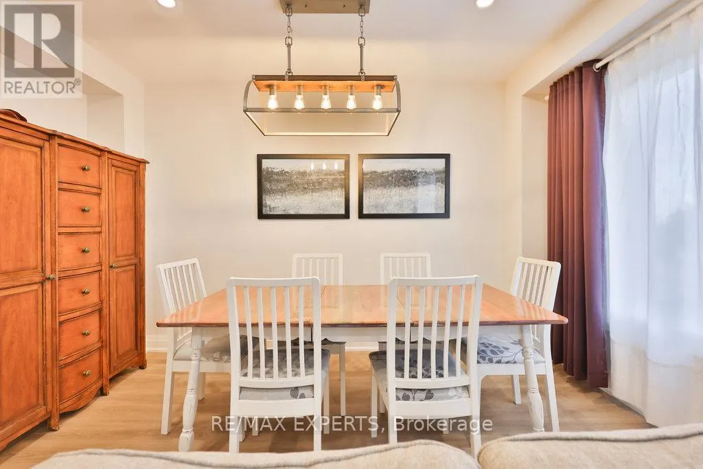 46 LUCENA CRESCENT
