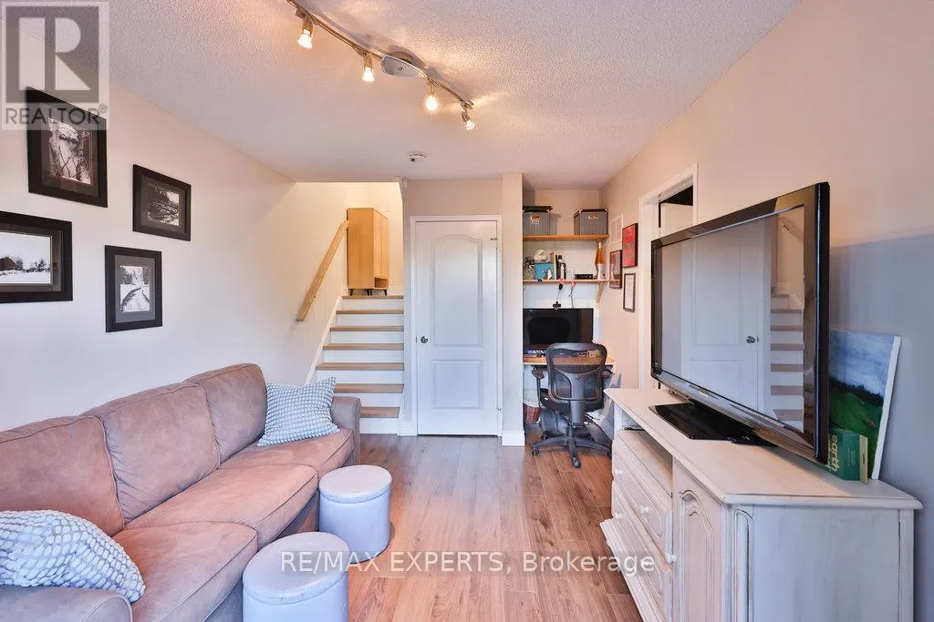 46 LUCENA CRESCENT