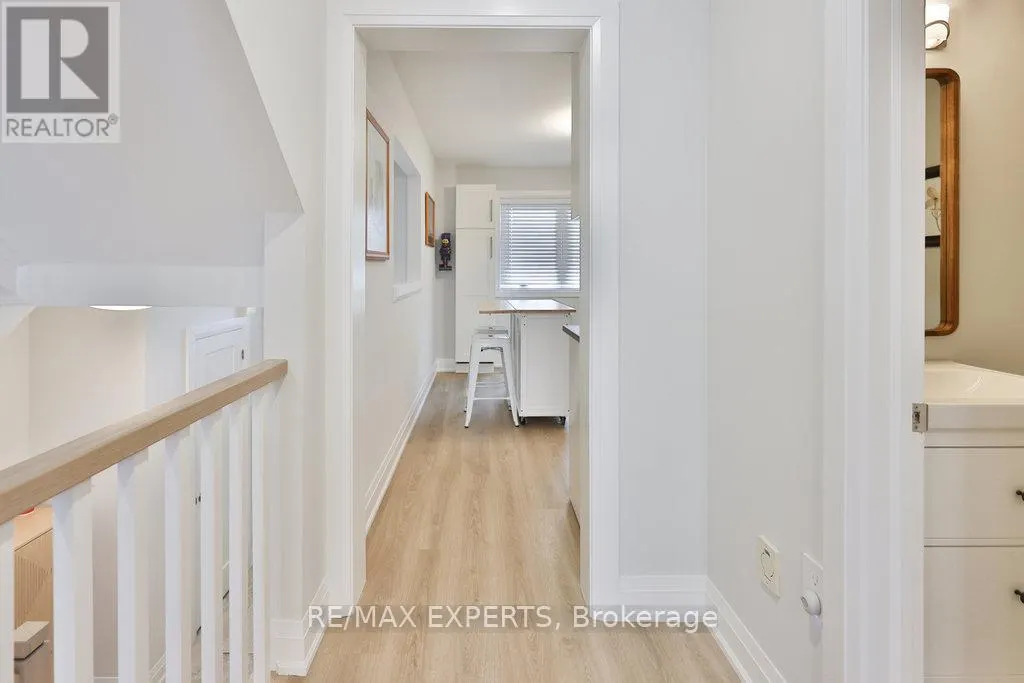 46 LUCENA CRESCENT