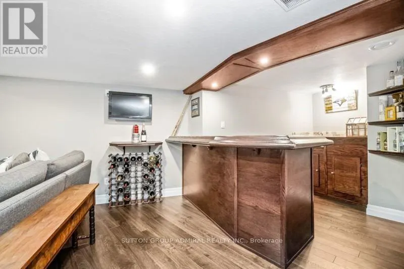 361 RIDDELL COURT