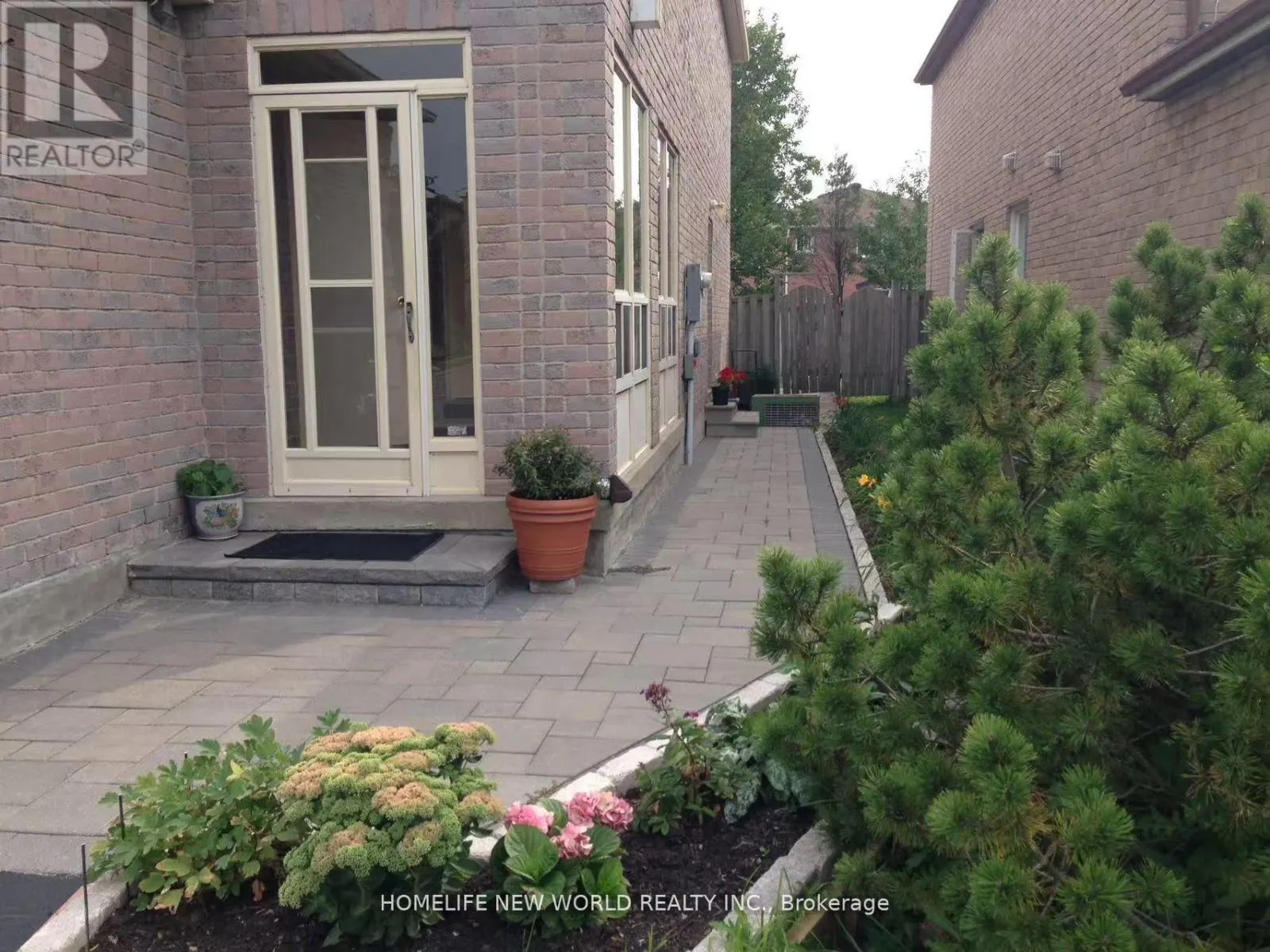 139 GALBRAITH CRESCENT