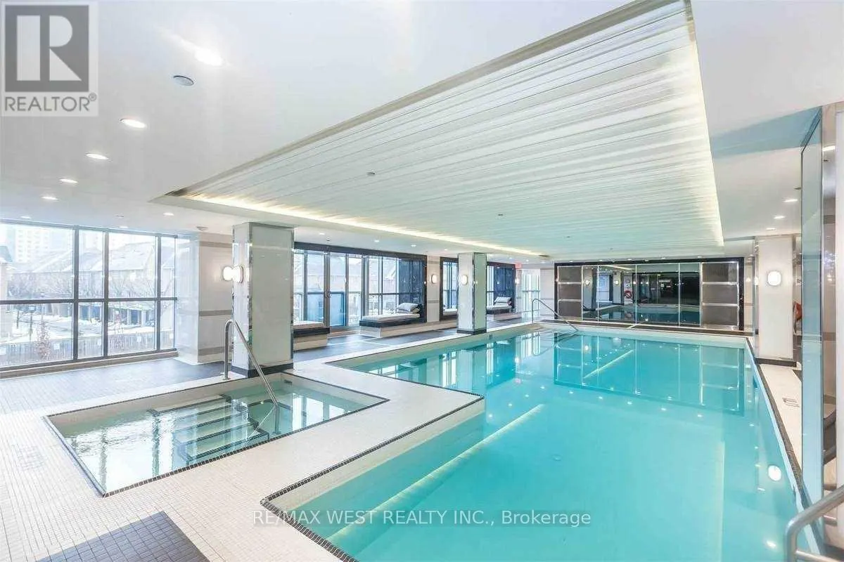 621 - 9471 YONGE STREET