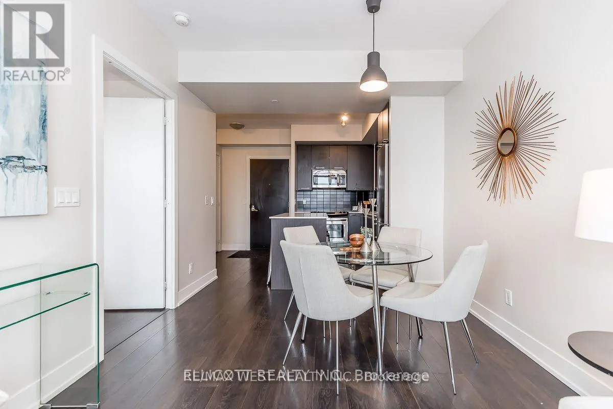 621 - 9471 YONGE STREET