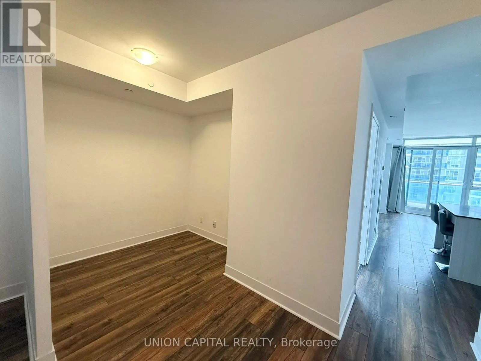 1201 - 9471 YONGE STREET