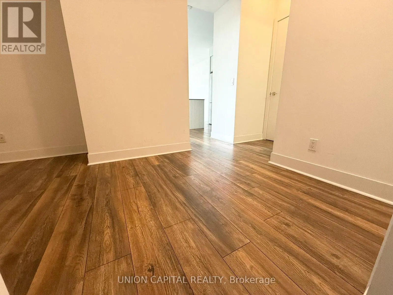 1201 - 9471 YONGE STREET