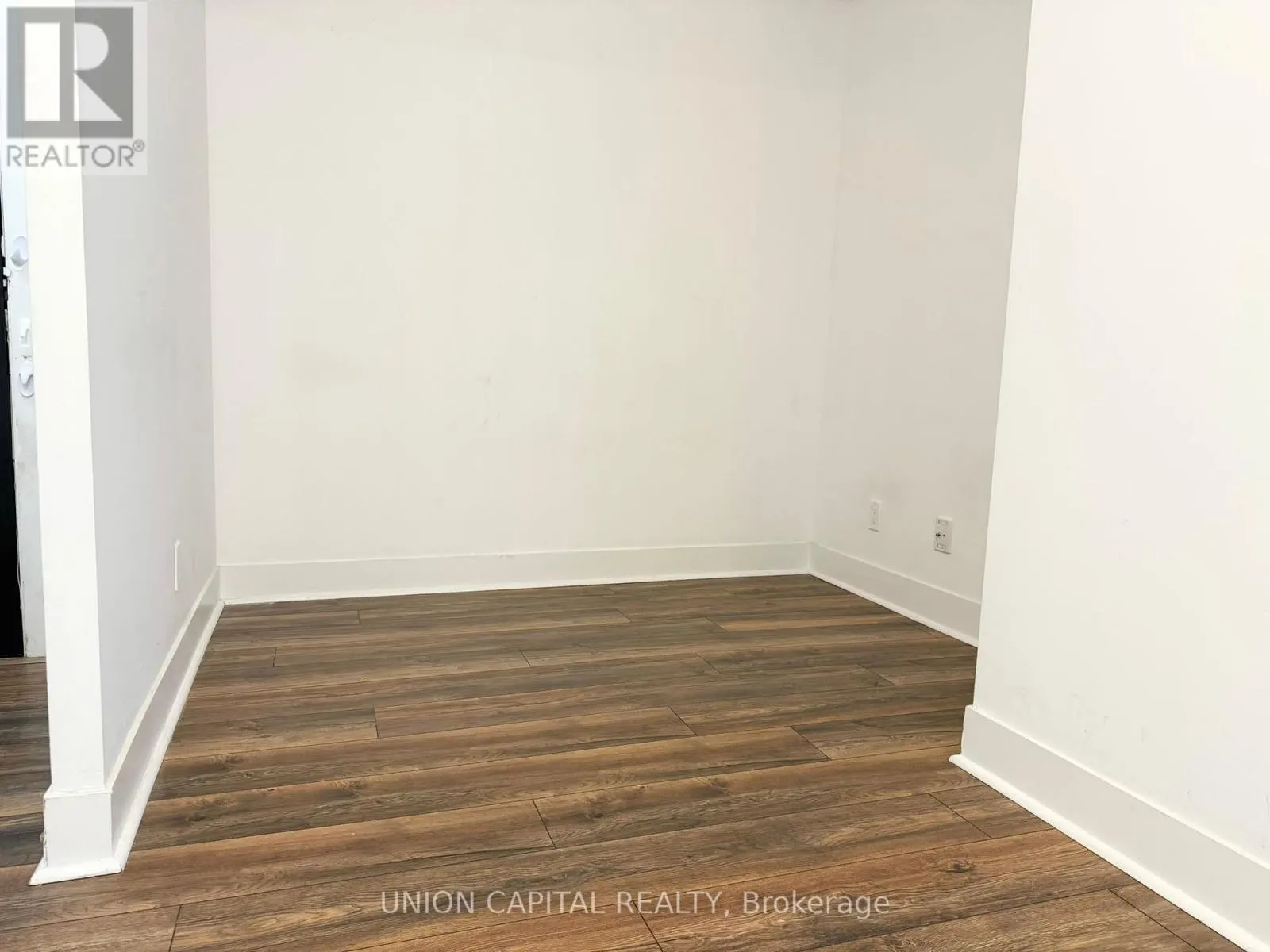1201 - 9471 YONGE STREET