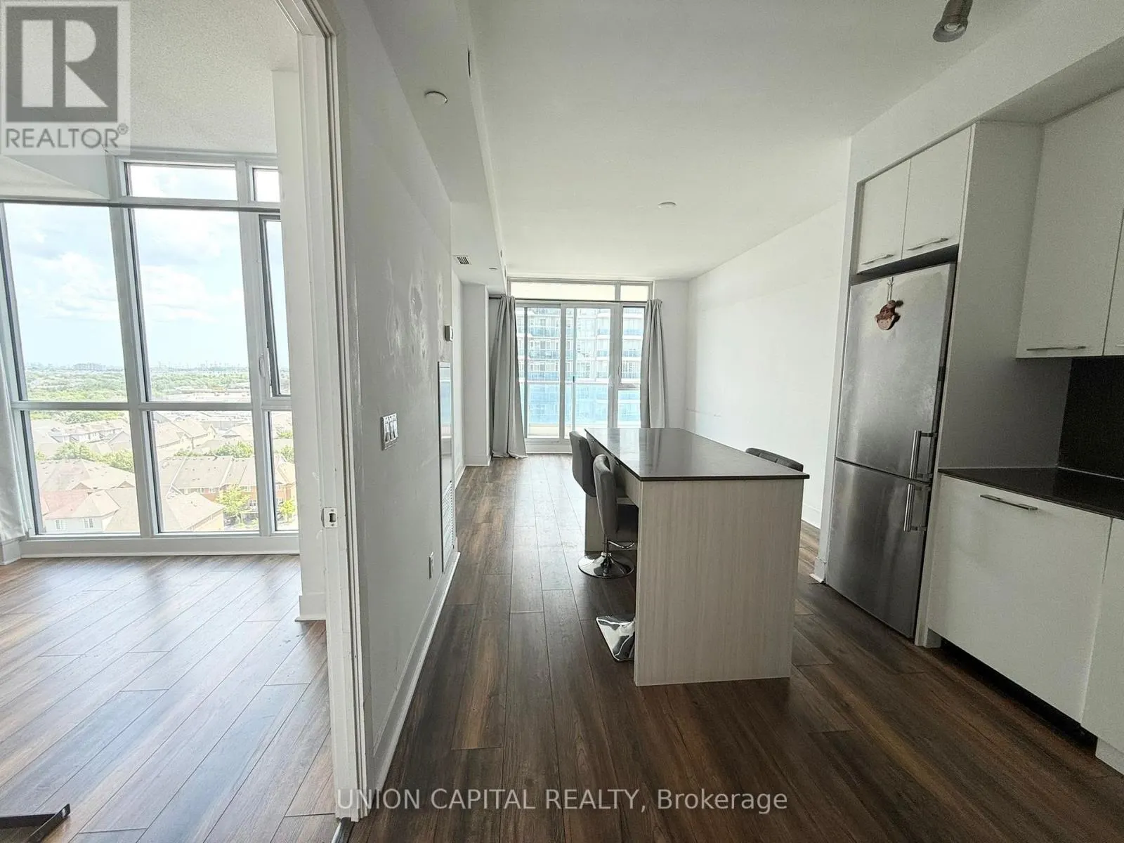 1201 - 9471 YONGE STREET
