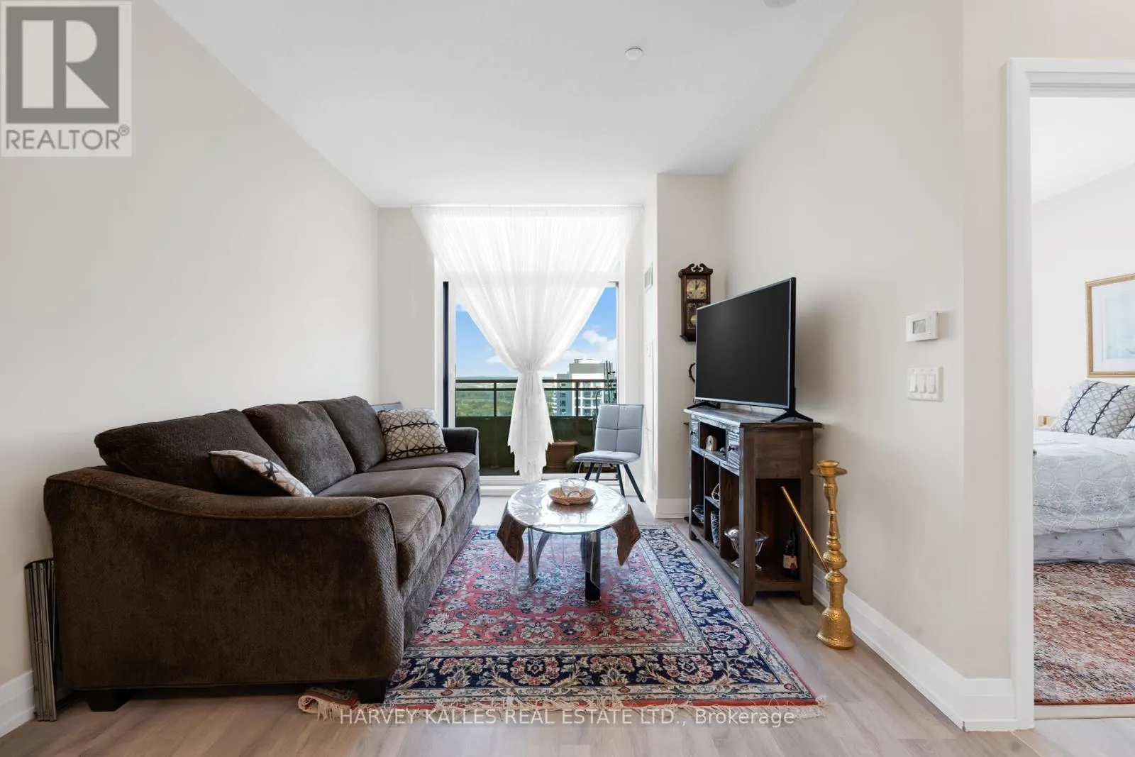2608 - 7890 BATHURST STREET