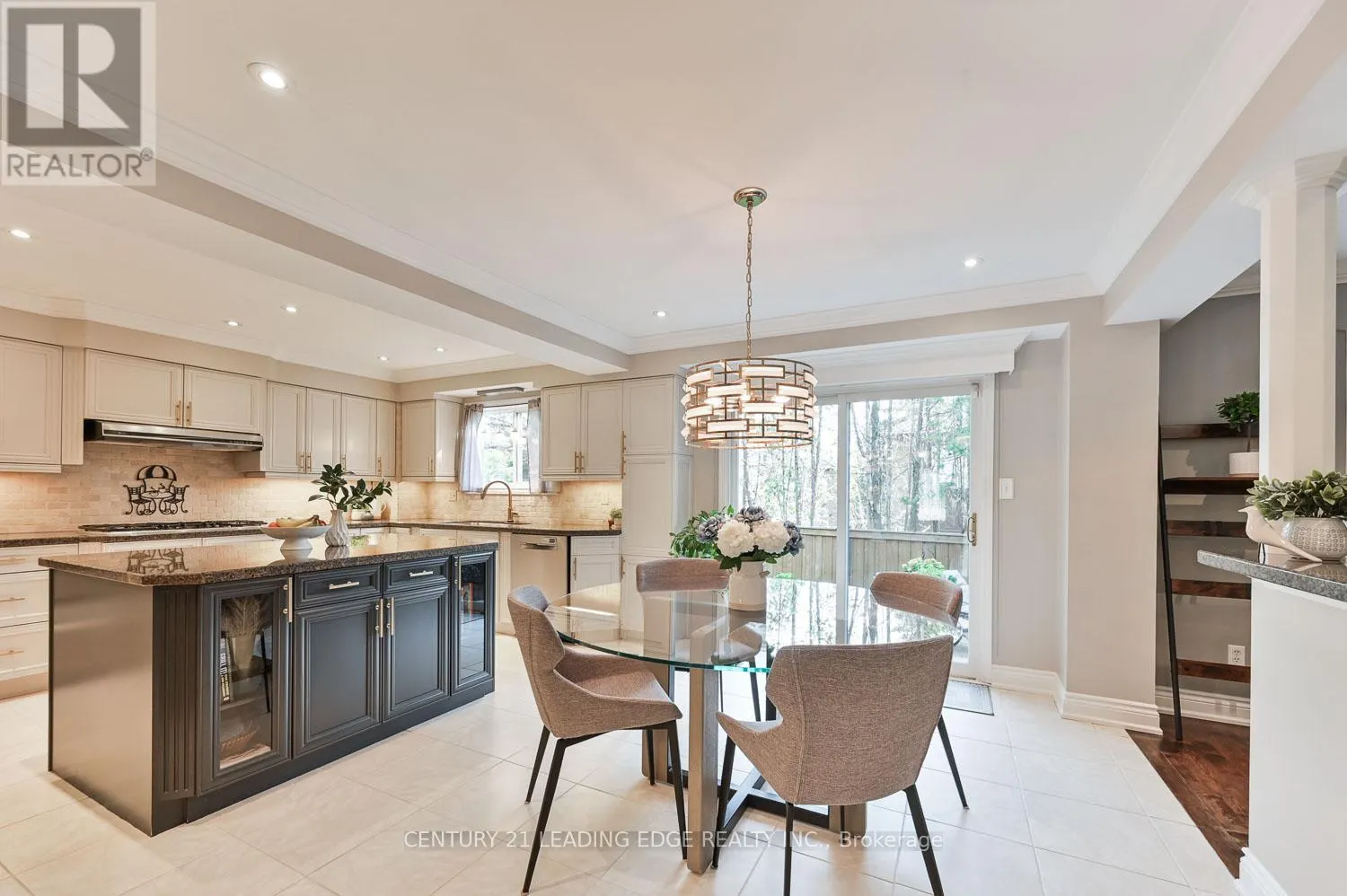 53 MCCARTY CRESCENT