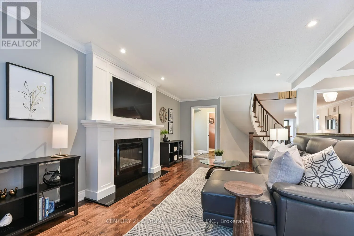 53 MCCARTY CRESCENT