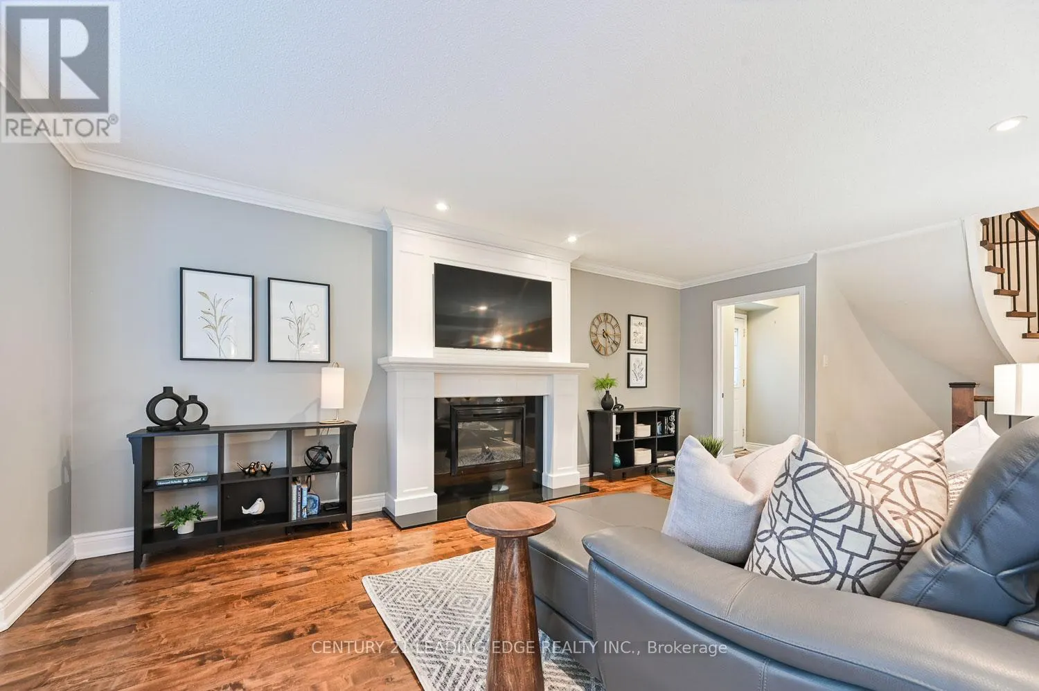 53 MCCARTY CRESCENT