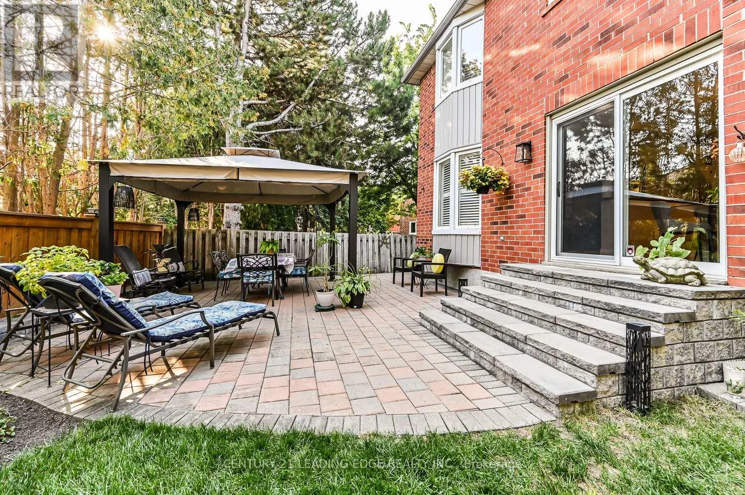 53 MCCARTY CRESCENT