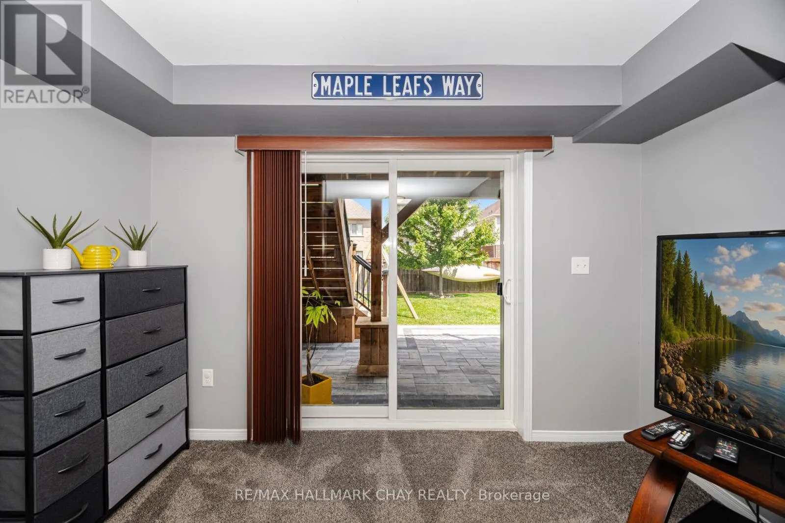 114 CAUTHERS CRESCENT