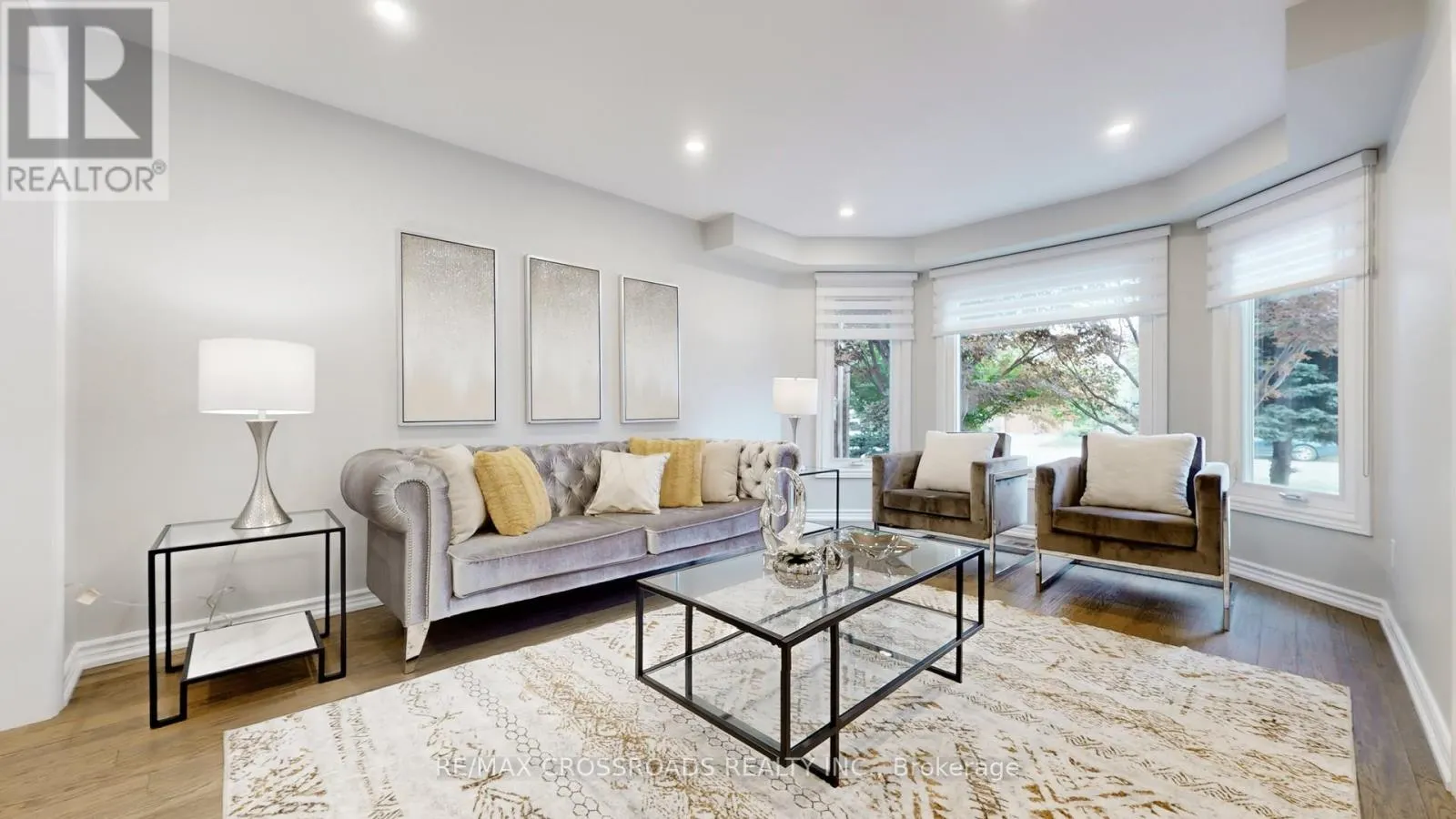 25 STRATHEARN AVENUE