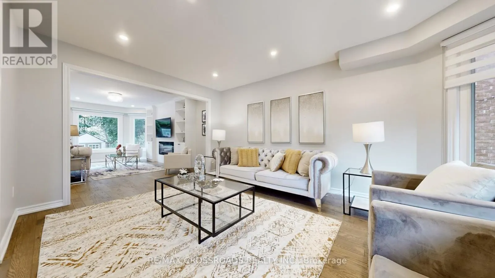 25 STRATHEARN AVENUE