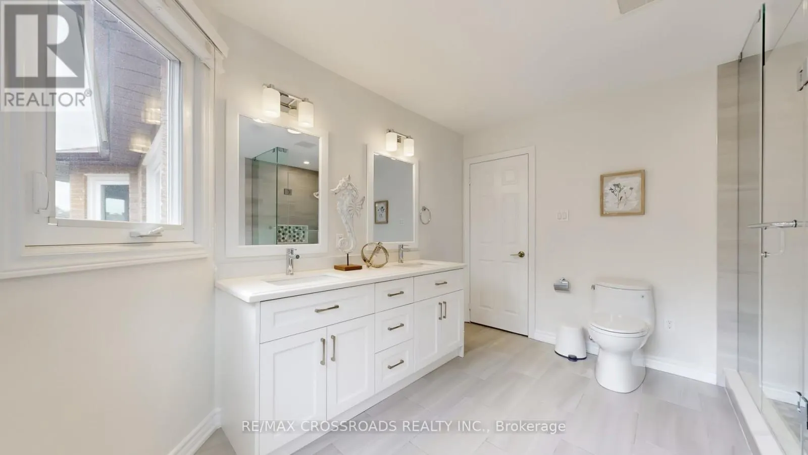 25 STRATHEARN AVENUE