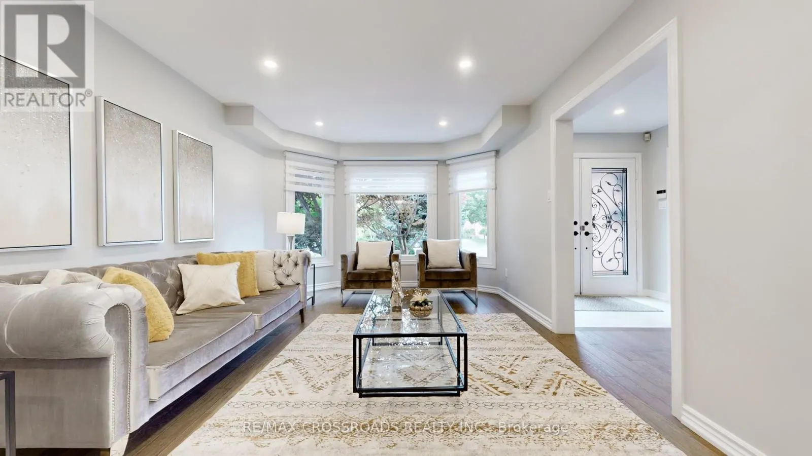 25 STRATHEARN AVENUE