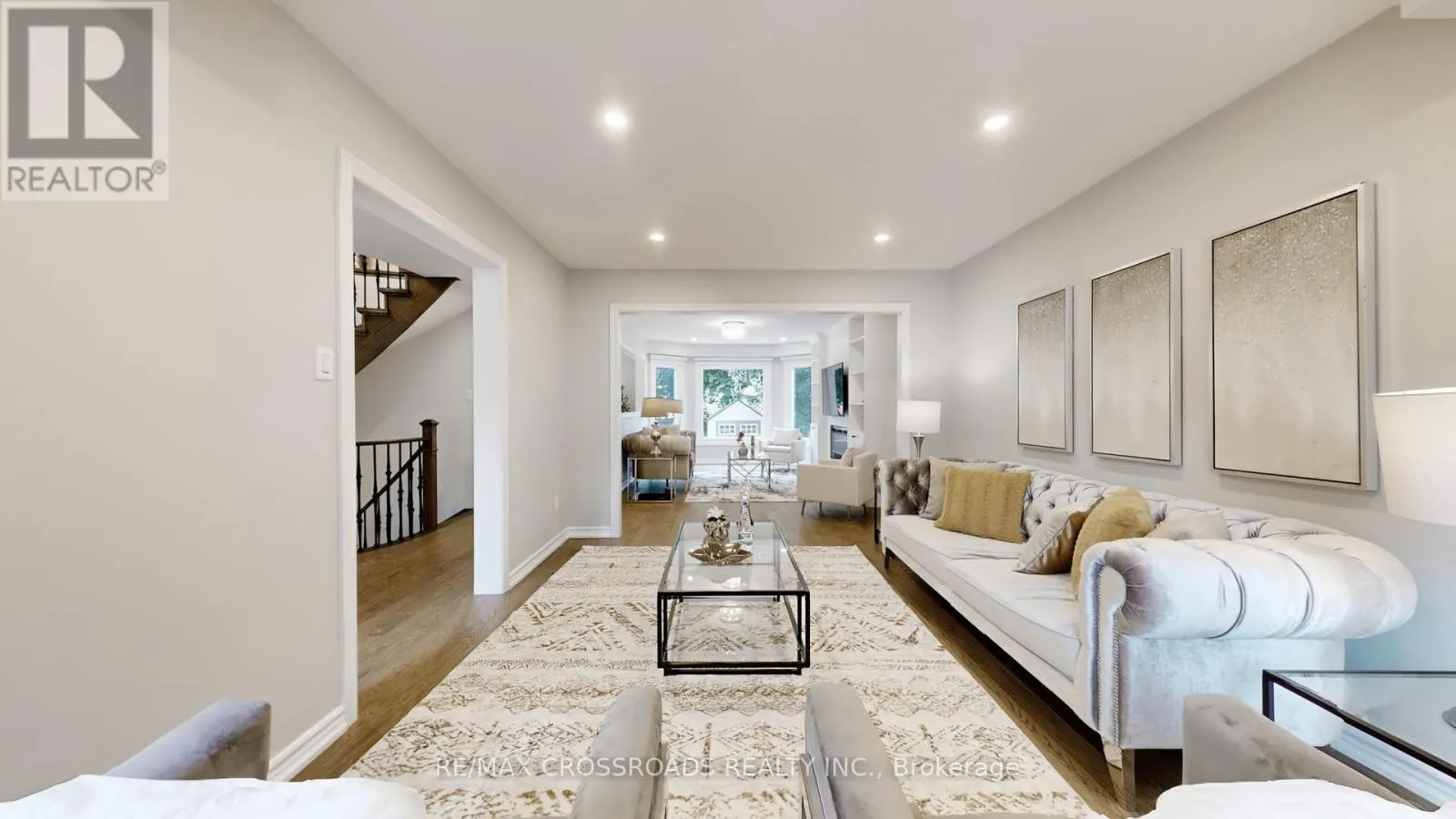 25 STRATHEARN AVENUE