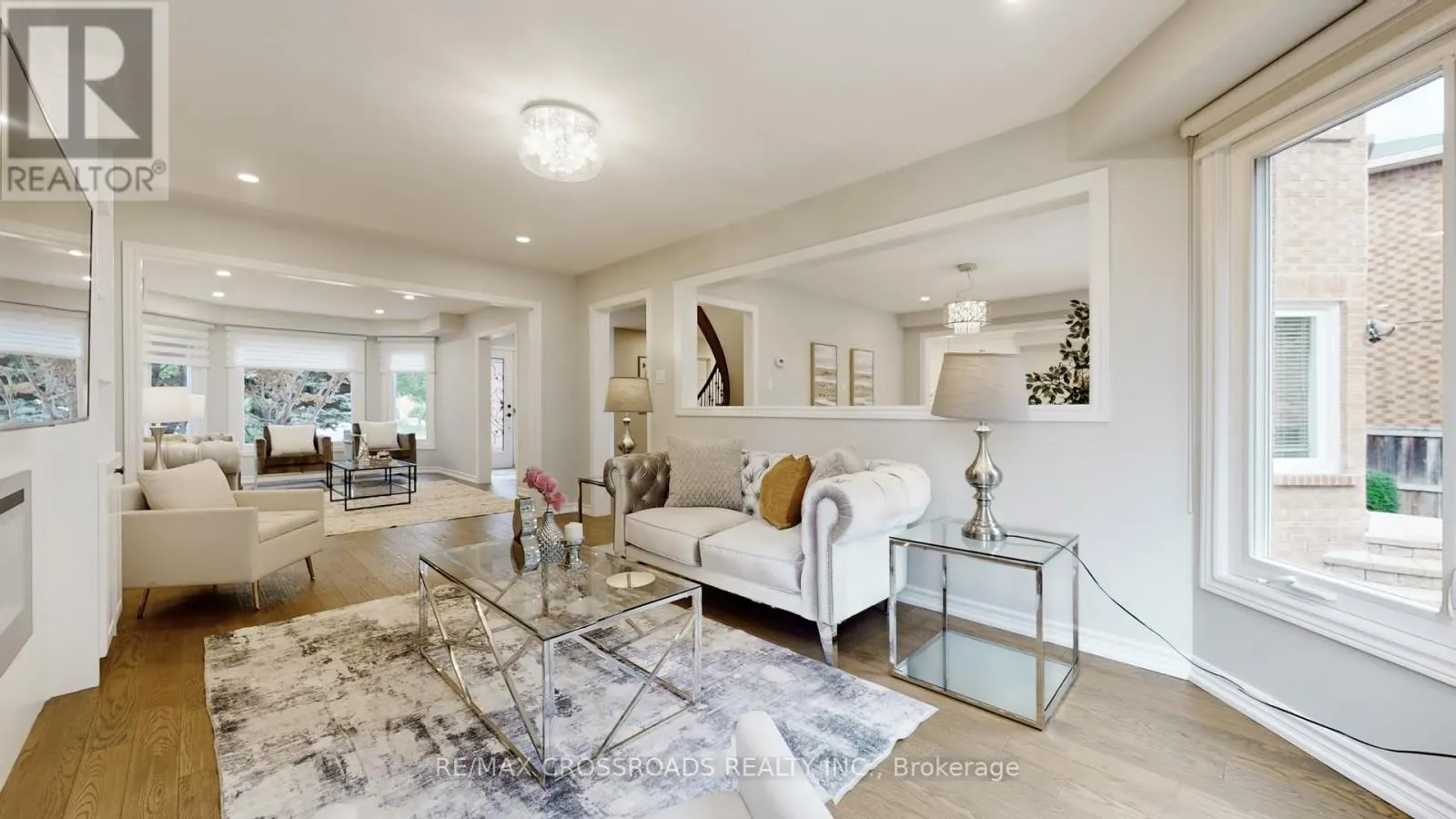25 STRATHEARN AVENUE