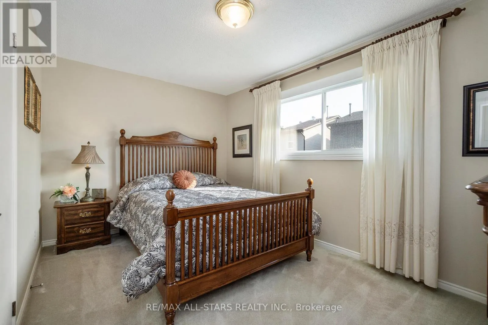 14 BARRINGTON CRESCENT