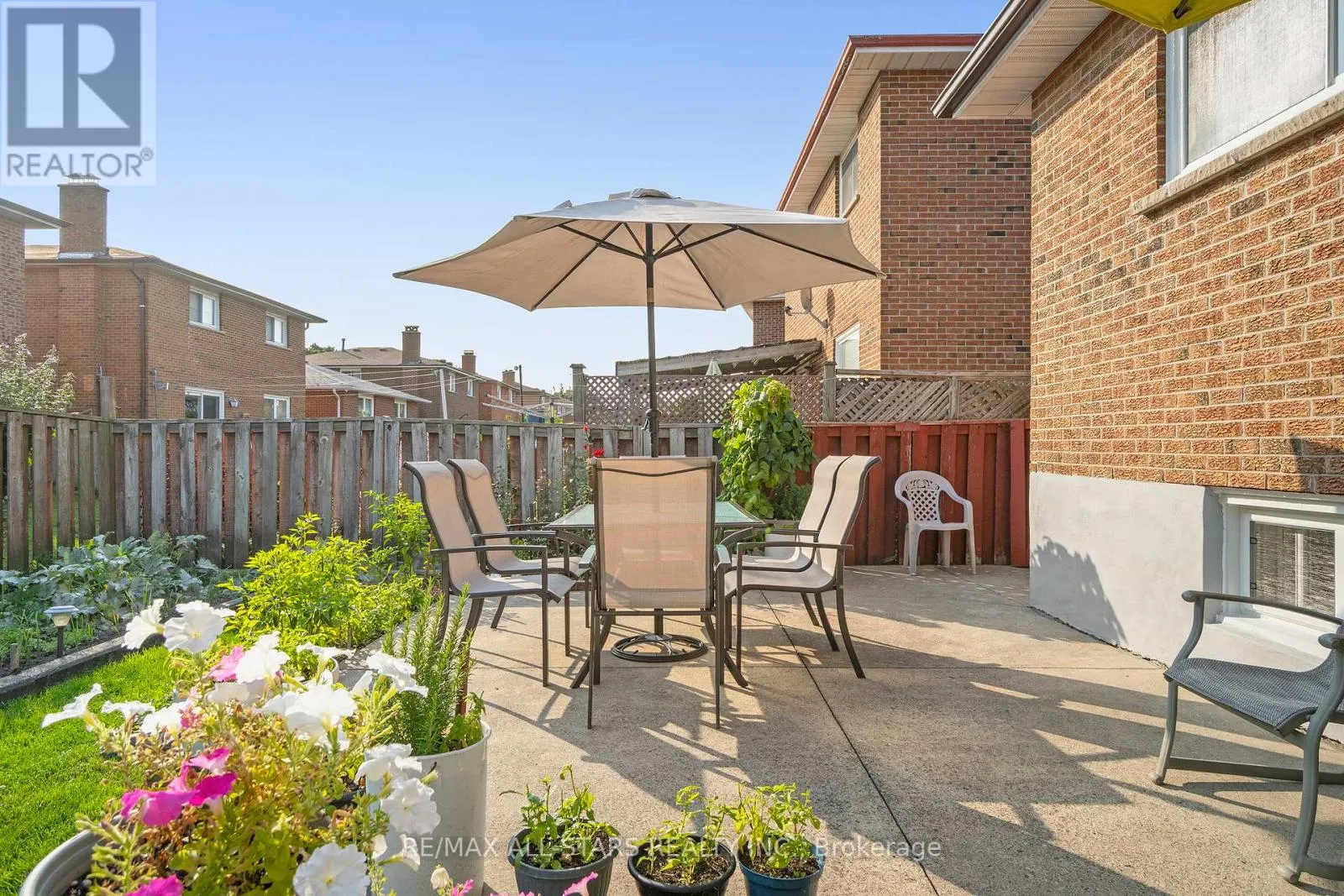 14 BARRINGTON CRESCENT