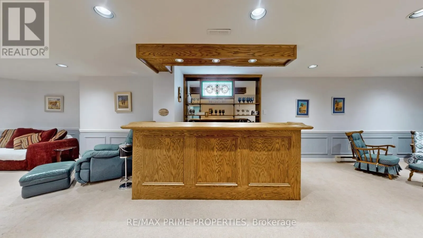 63 REEVE DRIVE