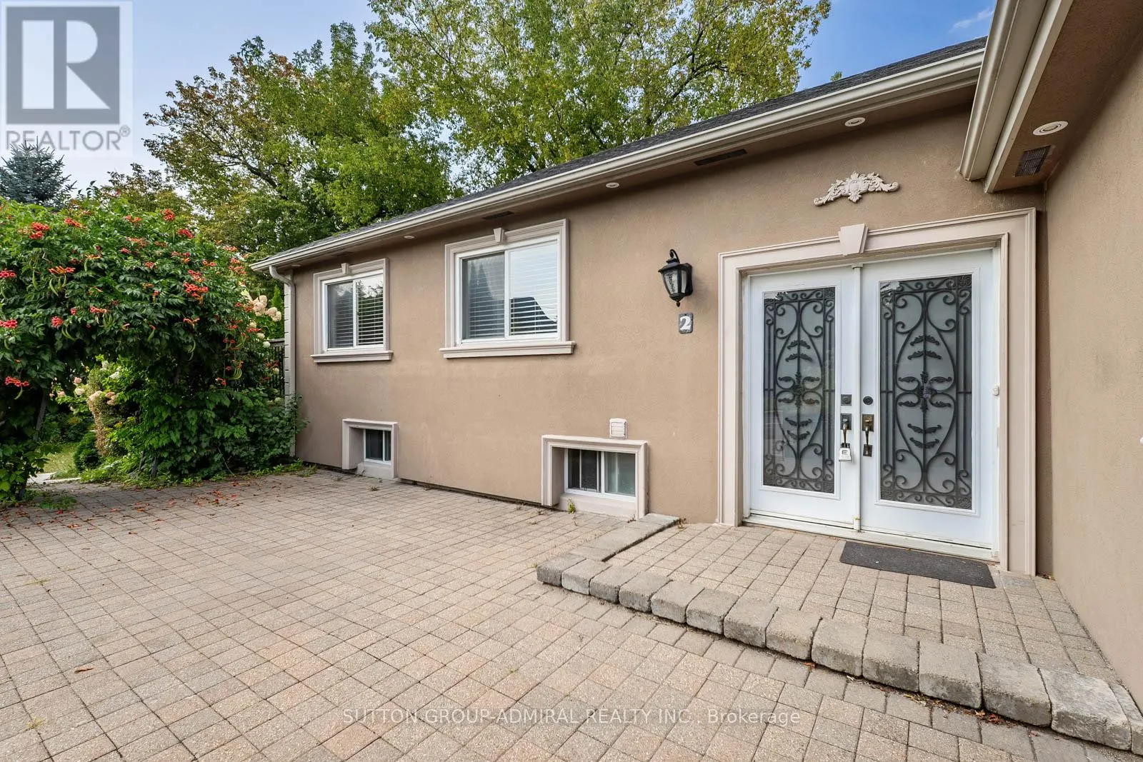 2 NEWMAN AVENUE