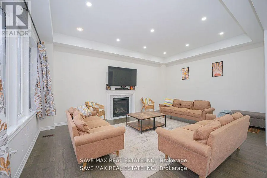 1615 CORSAL COURT