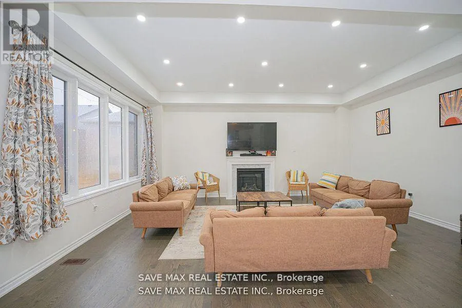 1615 CORSAL COURT