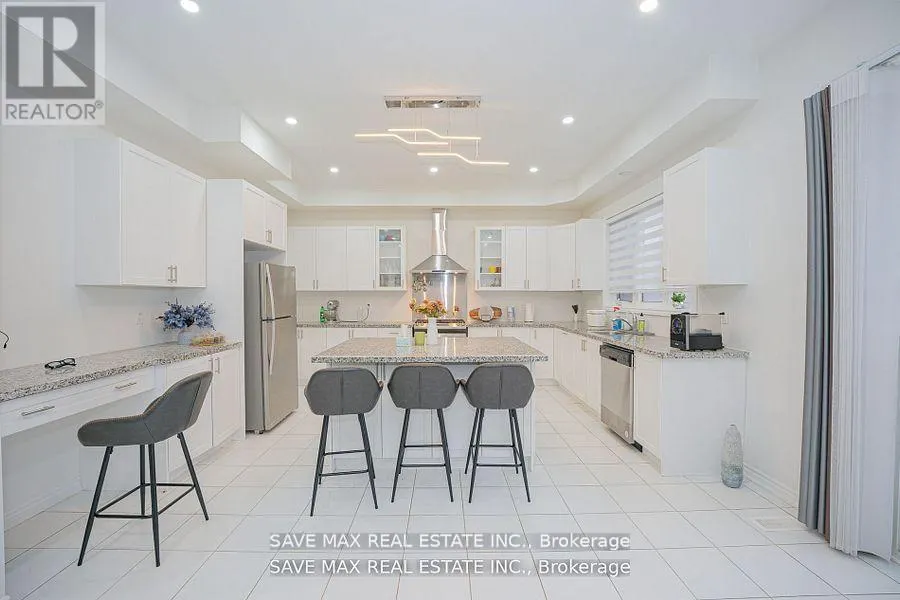 1615 CORSAL COURT