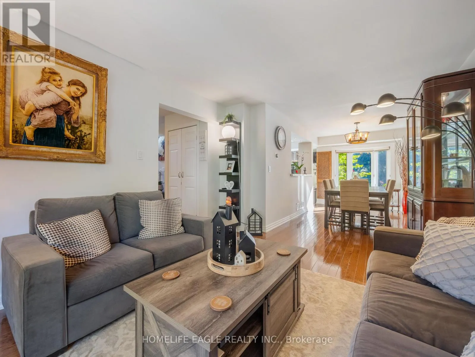 30 MOFFAT CRESCENT