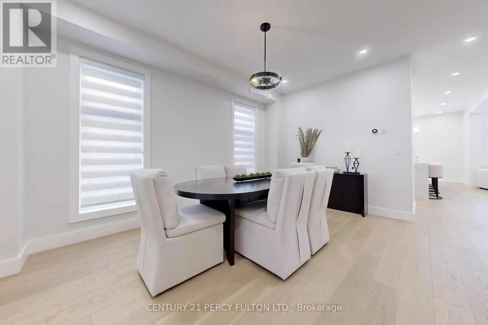 23 SAM BATTAGLIA CRESCENT