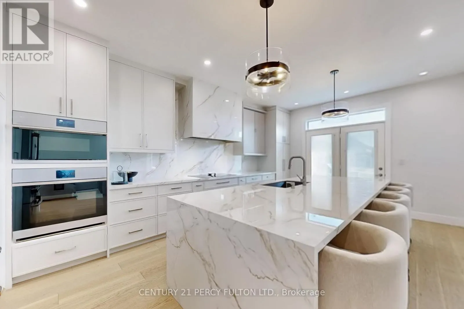 23 SAM BATTAGLIA CRESCENT