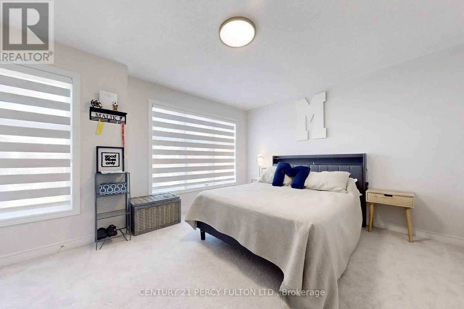 23 SAM BATTAGLIA CRESCENT