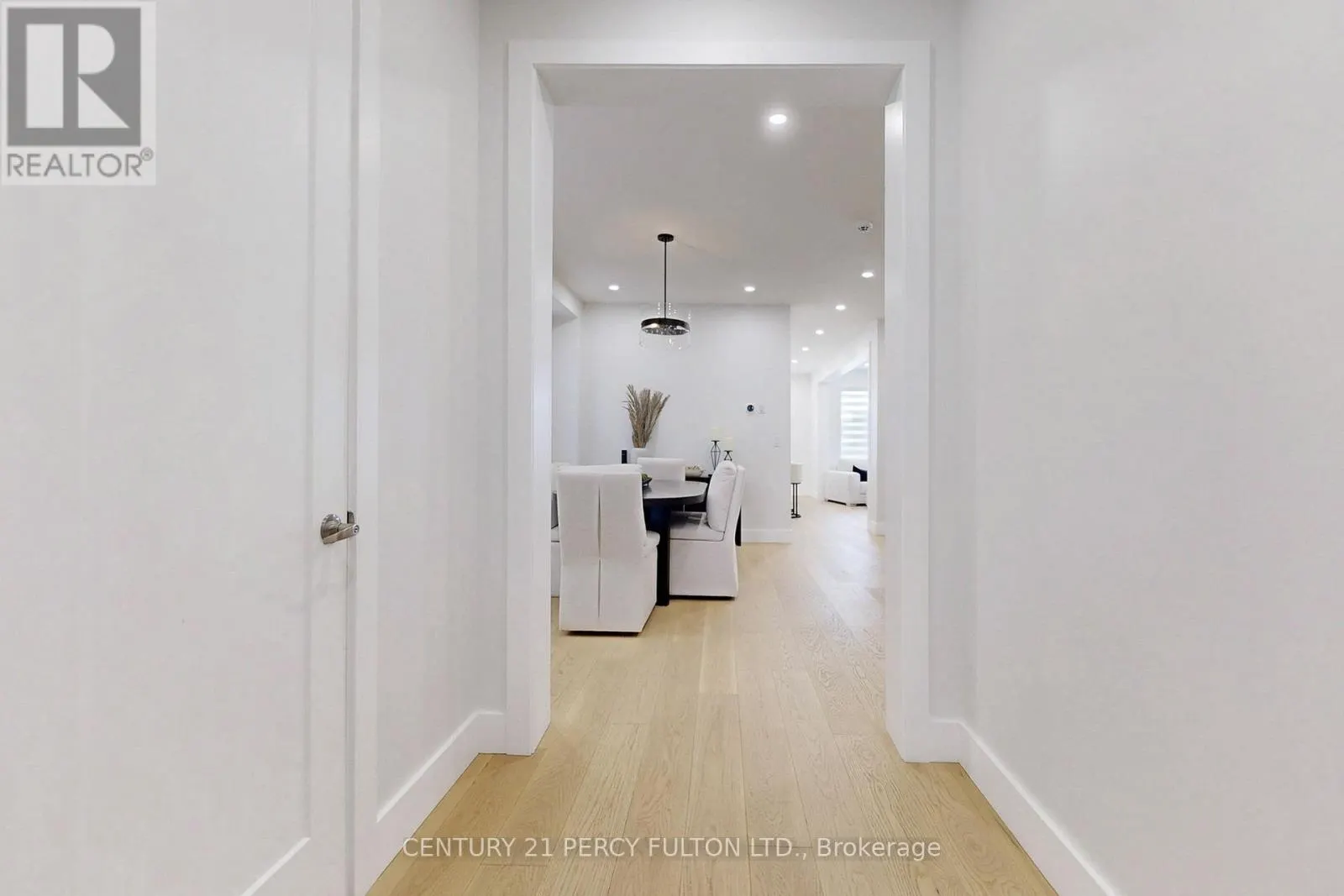 23 SAM BATTAGLIA CRESCENT