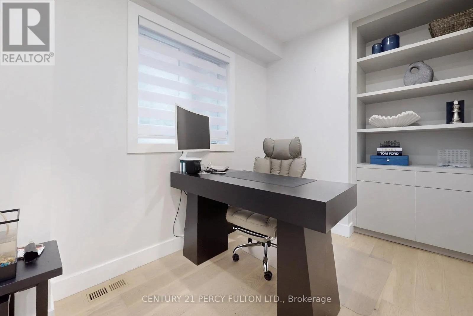 23 SAM BATTAGLIA CRESCENT