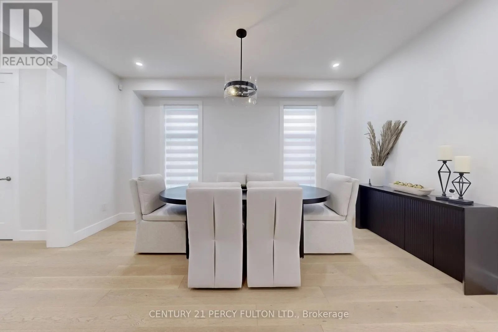 23 SAM BATTAGLIA CRESCENT
