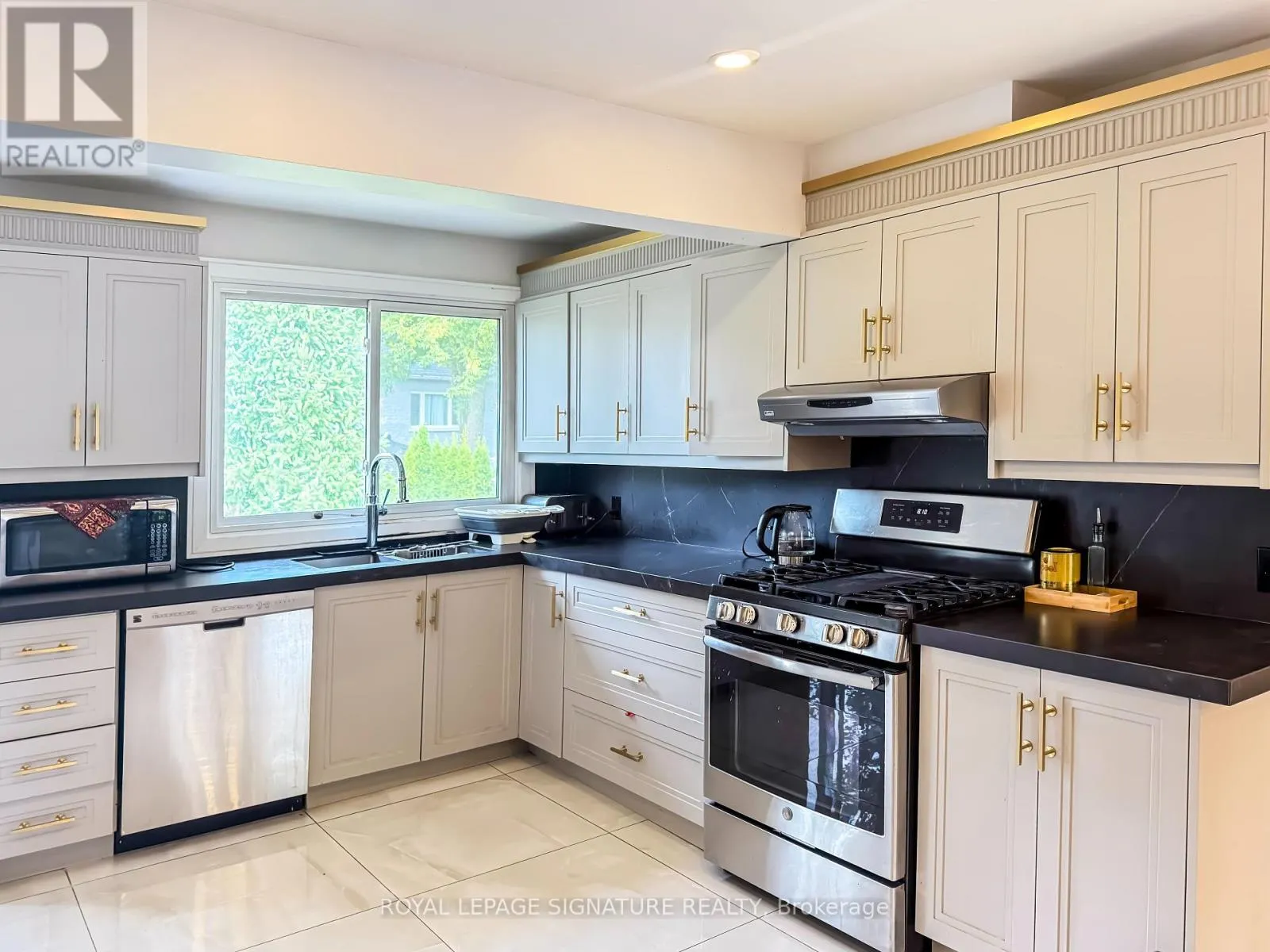116 SUNSET BEACH ROAD