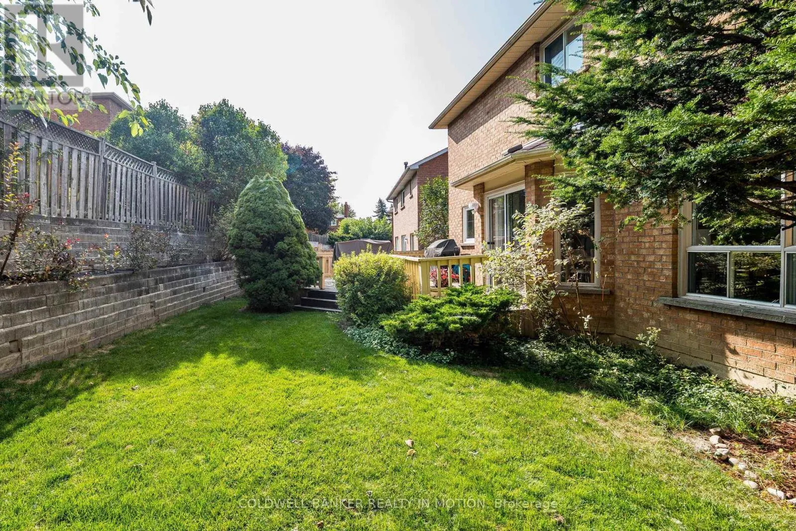 9 BUTTONFIELD ROAD