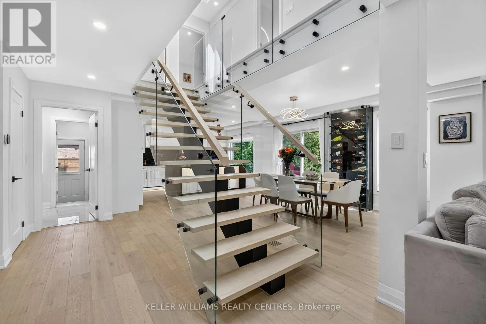 1 ROSEGARDEN CRESCENT