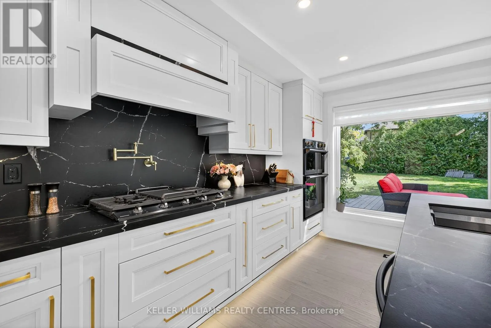 1 ROSEGARDEN CRESCENT