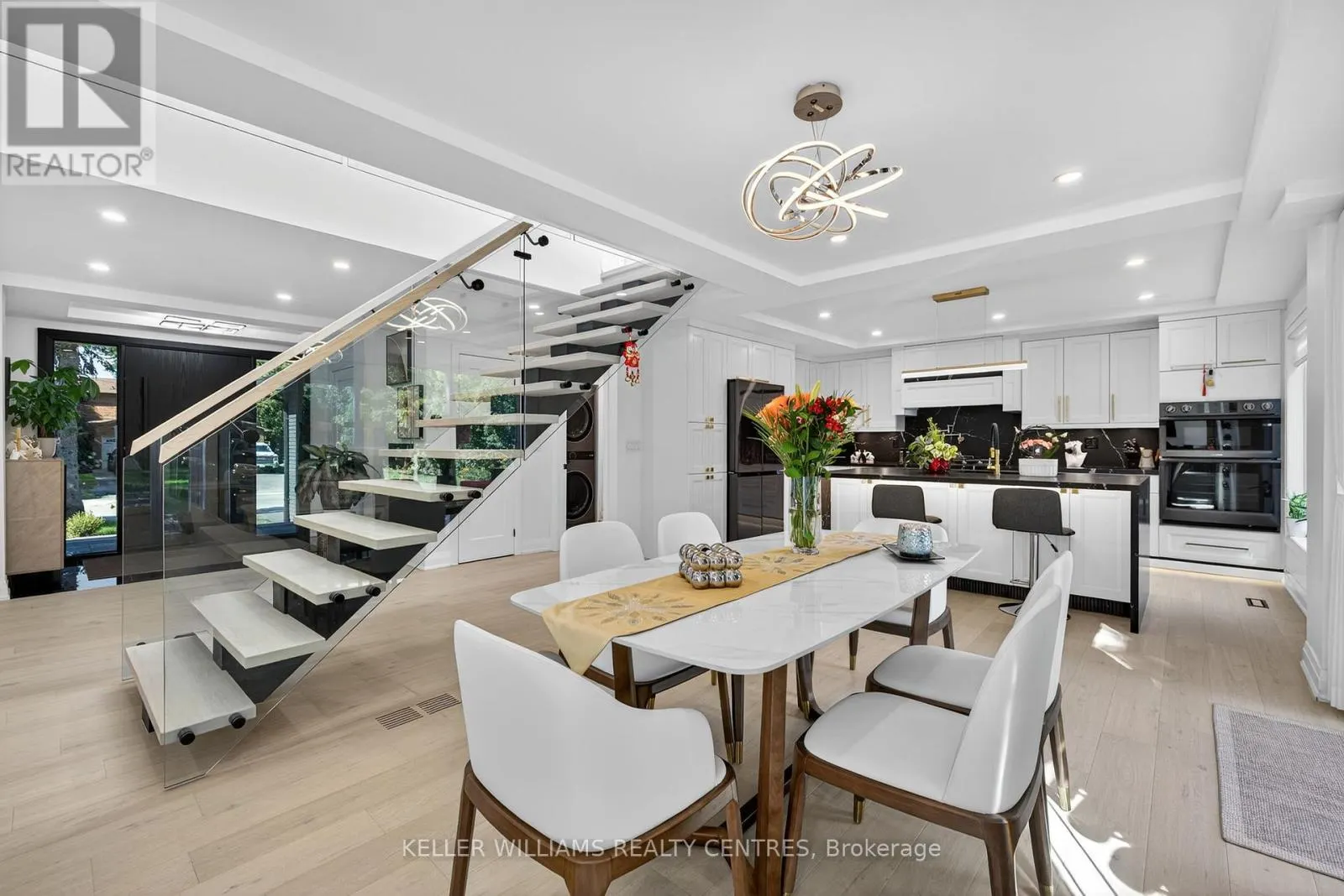 1 ROSEGARDEN CRESCENT