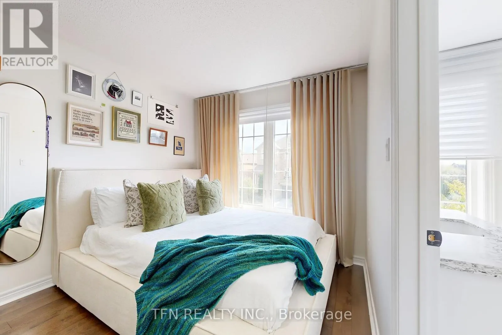 177 BENTOAK CRESCENT