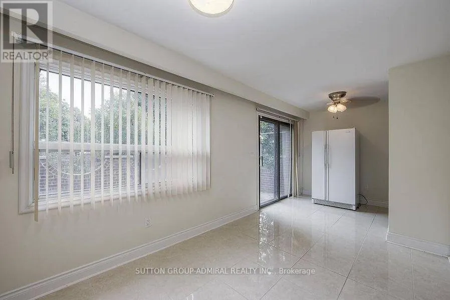 MAIN/UP - 7881 DUFFERIN STREET