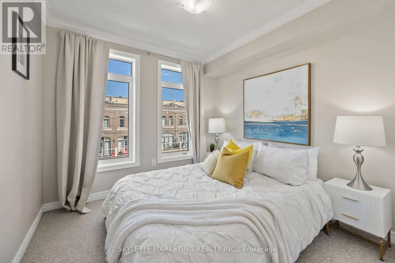 2 CORNERBANK CRESCENT