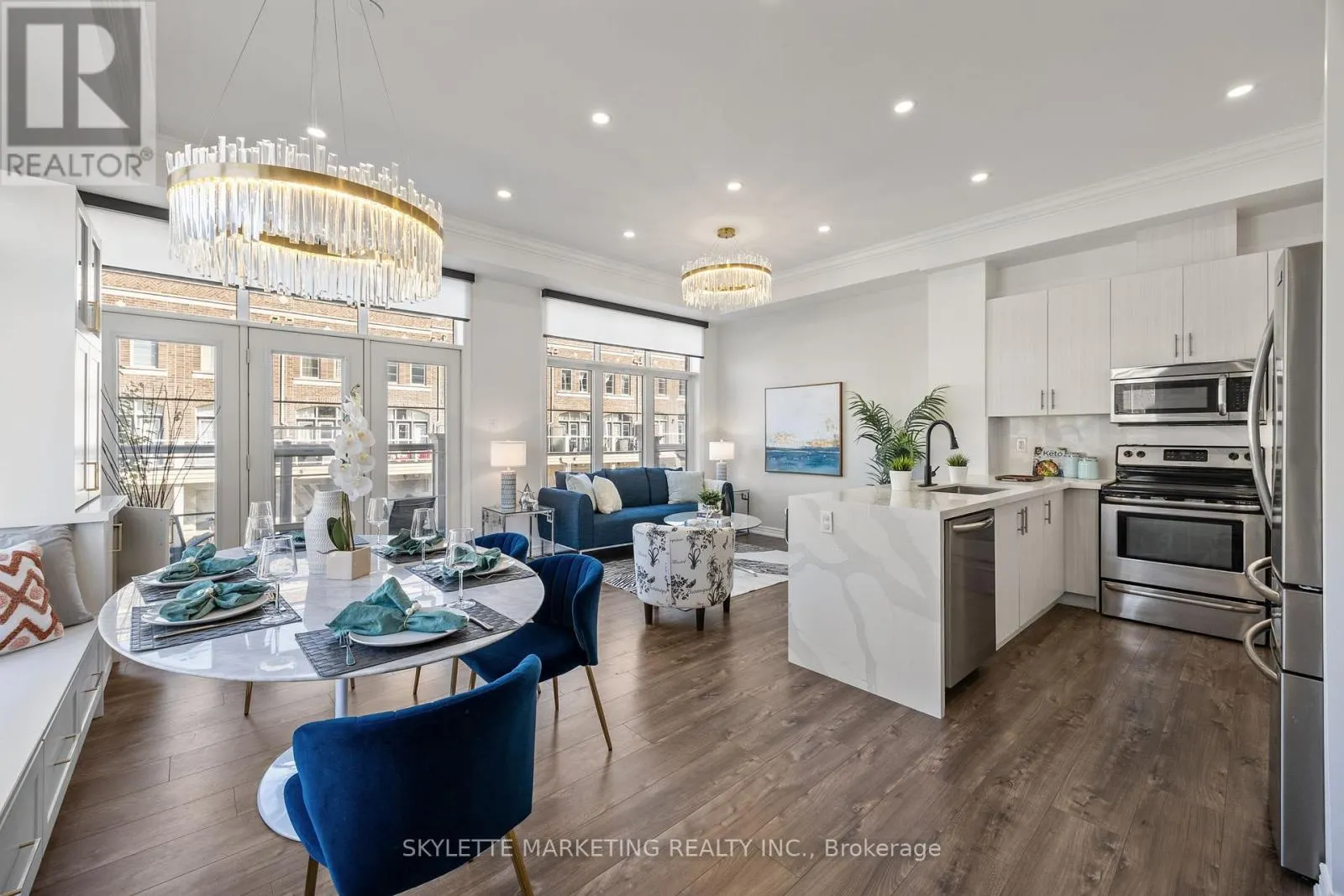 2 CORNERBANK CRESCENT